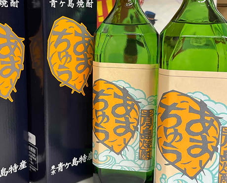 東京諸島アンテナショップの島酒ボトル